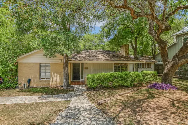2002 Winsted Ln, Austin, TX 78703