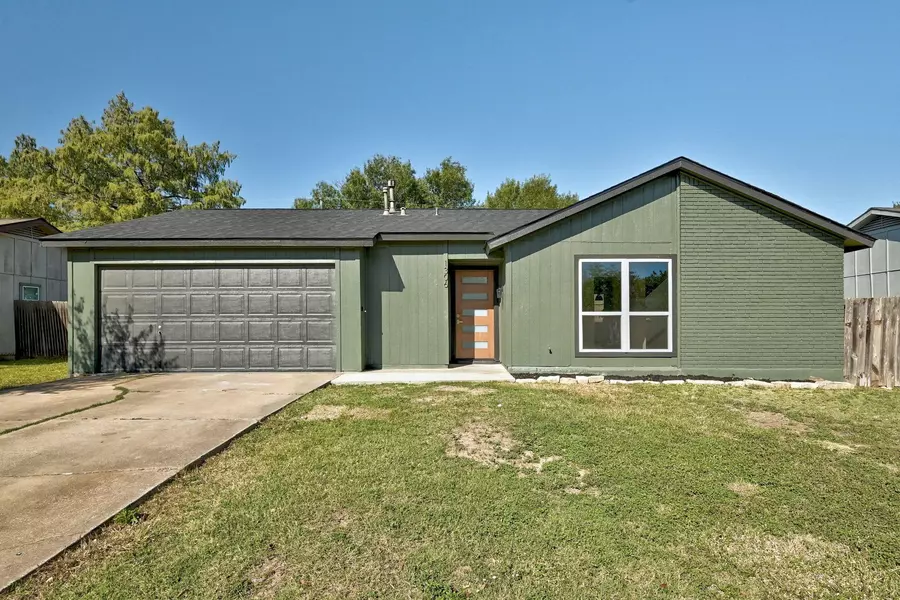 1306 Green Downs DR, Round Rock, TX 78664