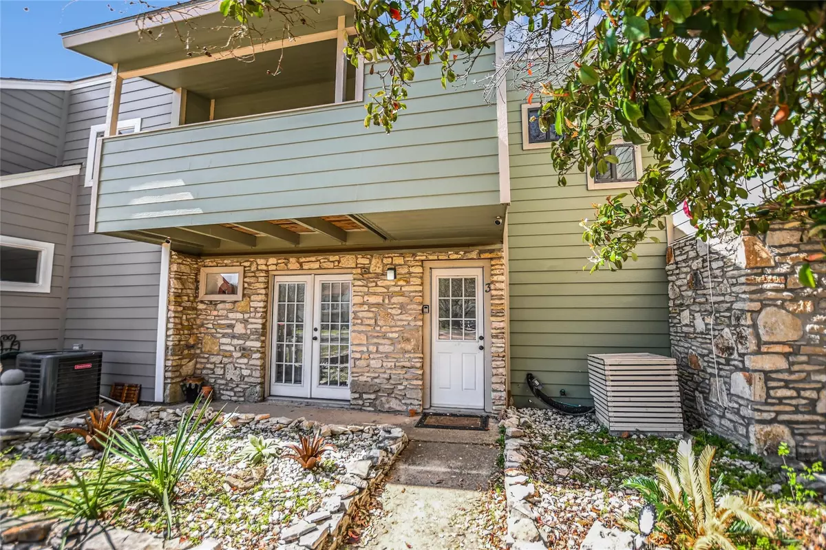 Wimberley, TX 78676,3 Logans RUN #59