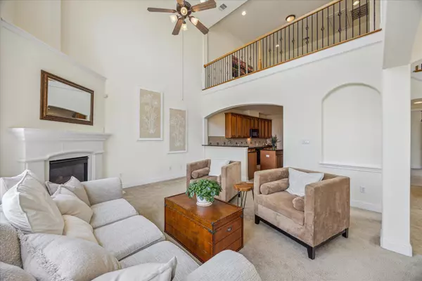 210 Aria RDG #601, Austin, TX 78738
