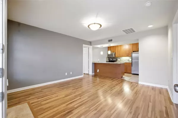 7685 Northcross DR #1028, Austin, TX 78757