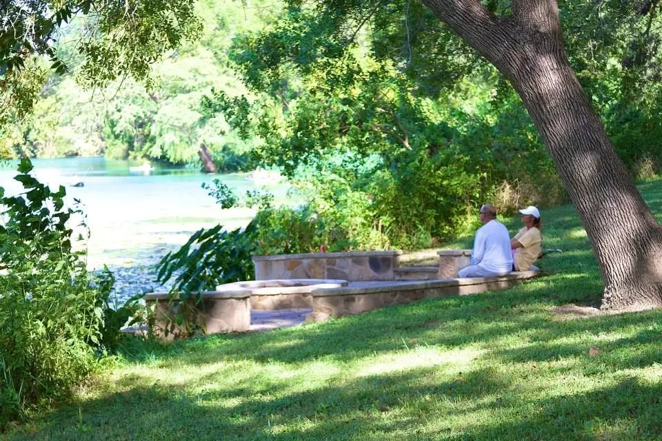 Martindale, TX 78655,104 Lakeside CV