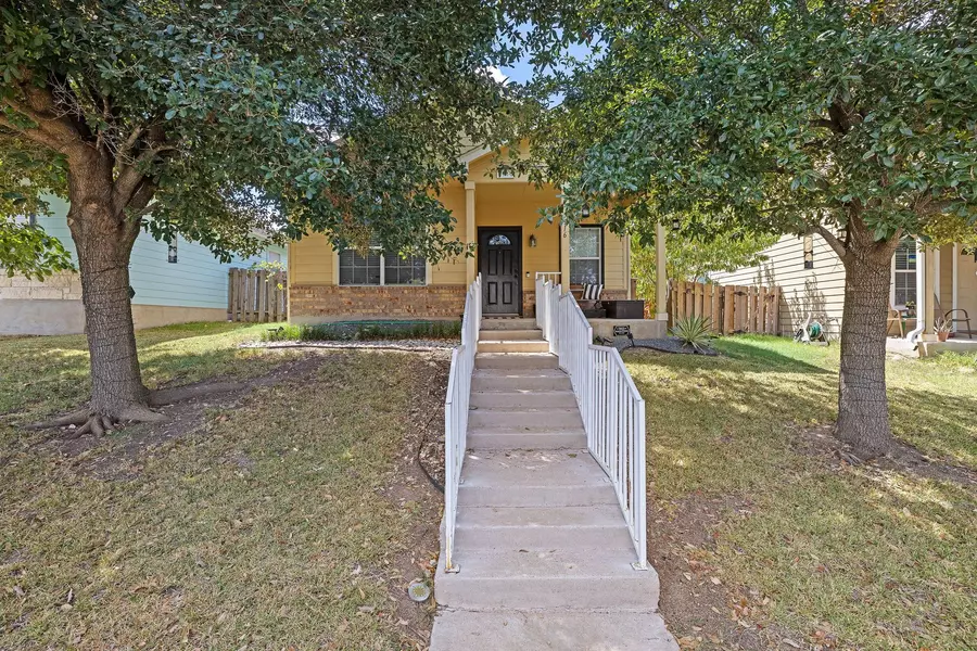 5916 Pinon Vista DR, Austin, TX 78724