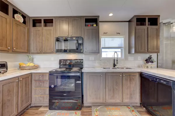 Dale, TX 78616,290 Margarita DR