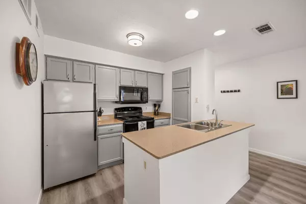 Austin, TX 78759,8888 Tallwood DR #2111