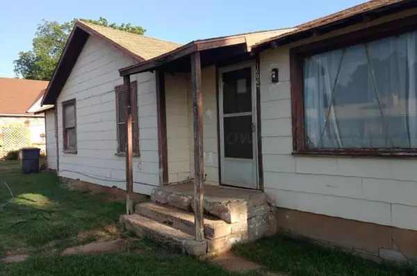 Paducah, TX 79248,1606 Backus ST
