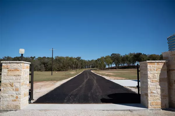 Cameron, TX 76520,204 Little Branch LN