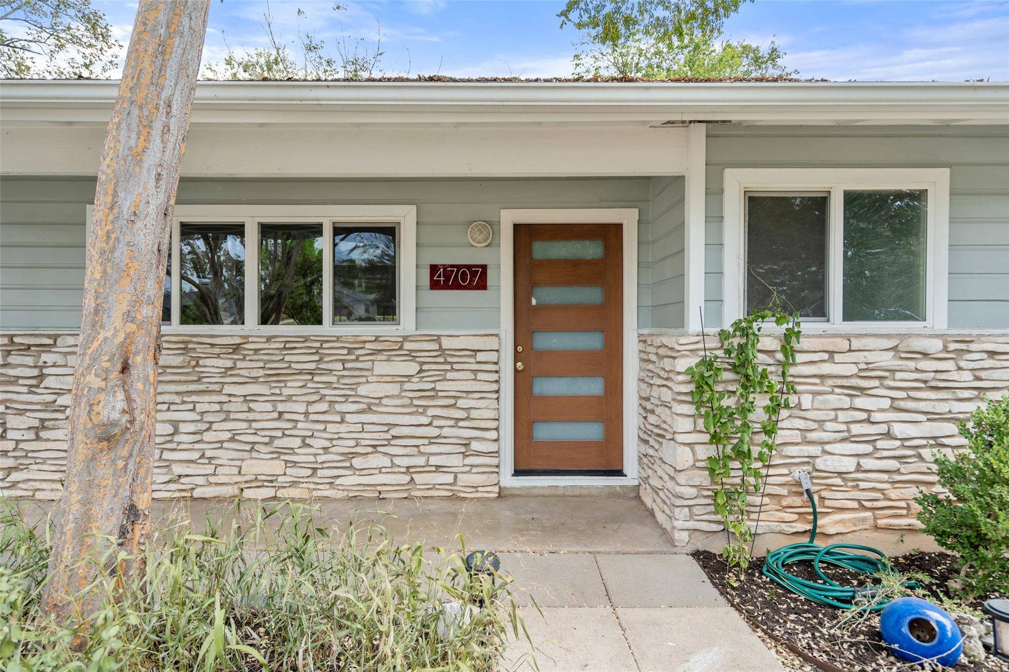 4707 Gillis ST,  Austin,  TX 78745
