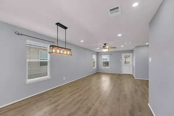 Hutto, TX 78634,310 Baldwin ST