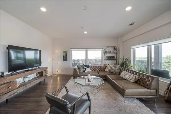 Austin, TX 78745,4361 S Congress Ave #531