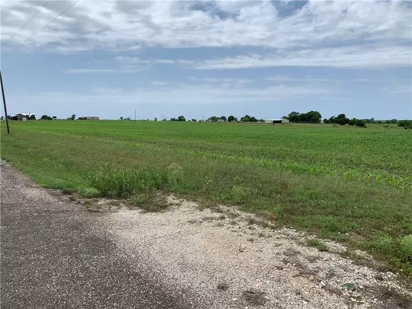 Granger, TX 76530,900 County Rd 324