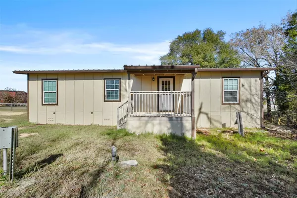 216 Old Coach LN #A, Elgin, TX 78621