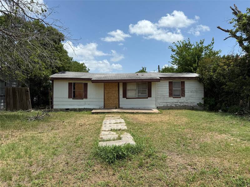 207 W TOWNES ST, Manor, TX 78653