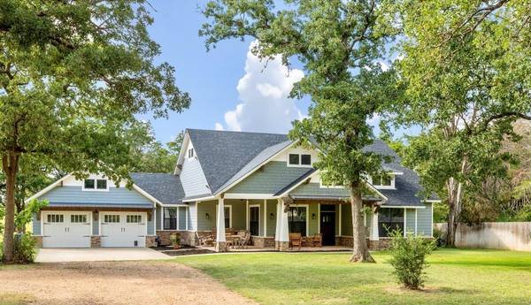 1002 Private Road 7040 RD, Lexington, TX 78947