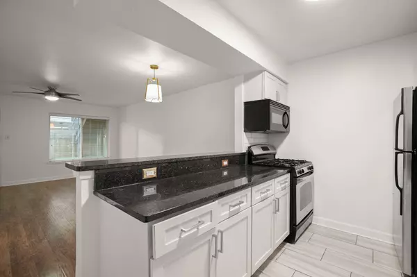 Austin, TX 78704,2020 S Congress Ave #2102