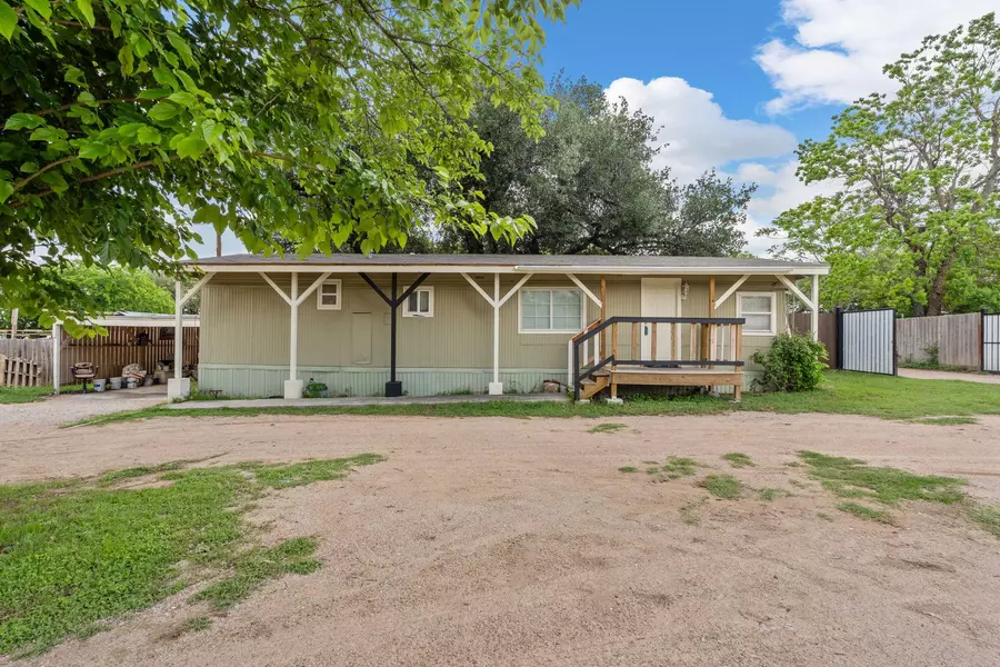 2102 Bois Darc LN, Cedar Park, TX 78613