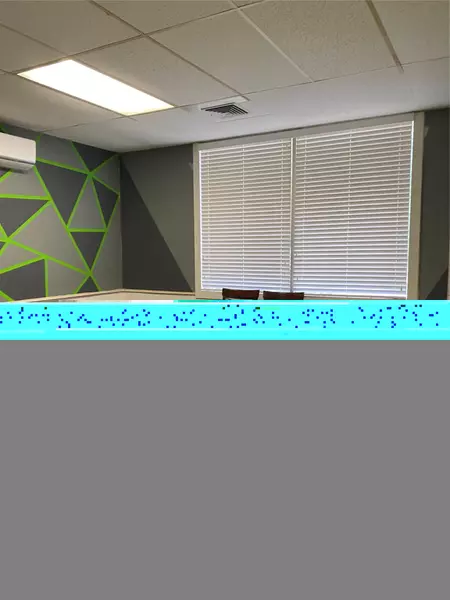 301 Bishop ST, Smithville, TX 78957