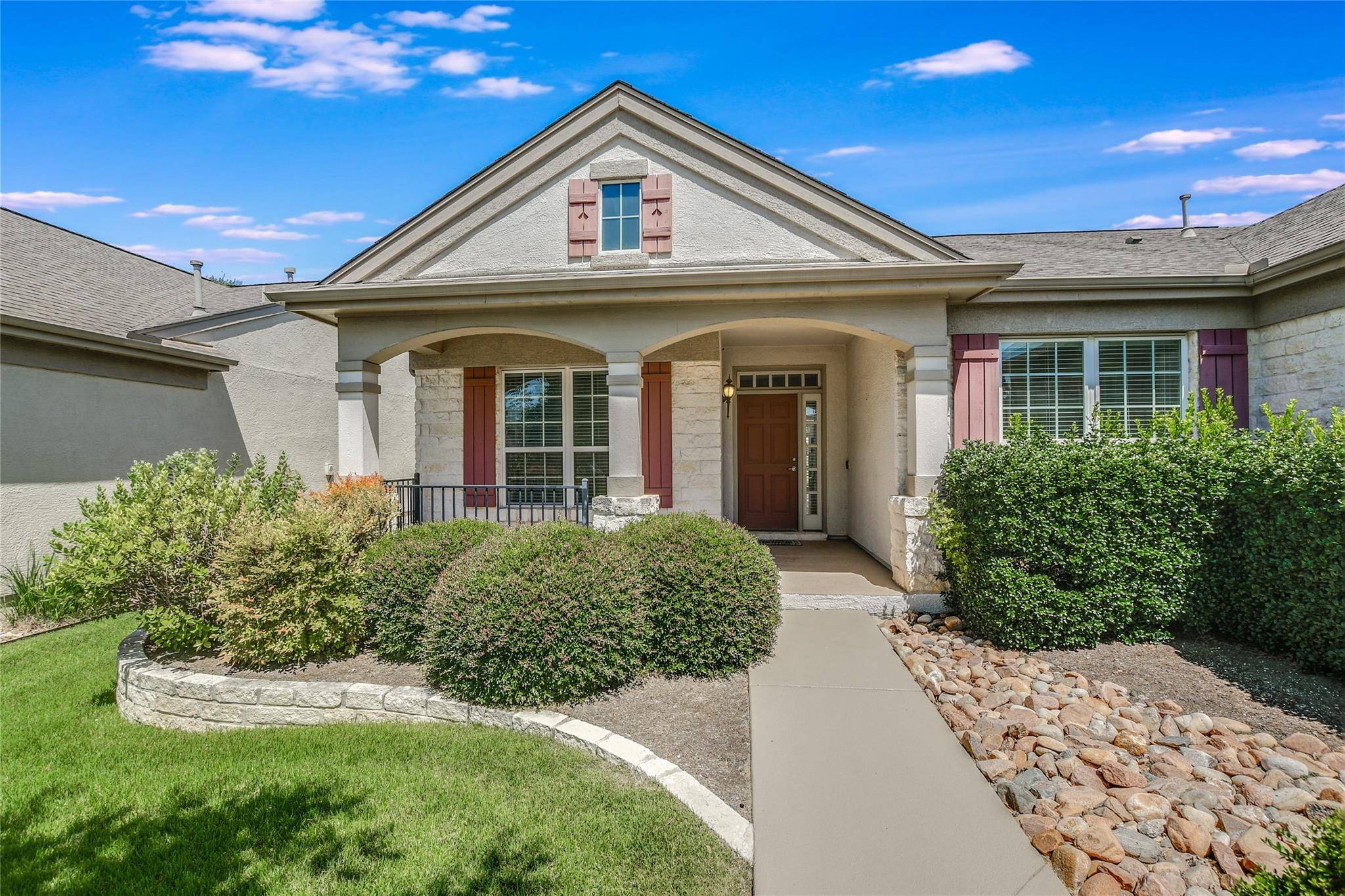 206 Armstrong DR, Georgetown, TX 78633