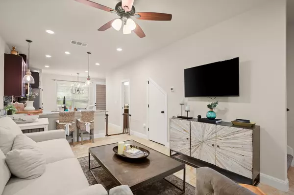 Point Venture, TX 78645,581 Demarett DR