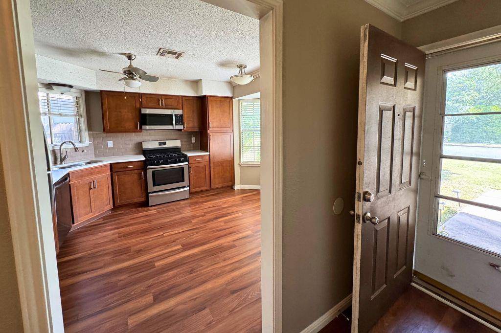Austin, TX 78729,8005 Tuscarora TRL #B