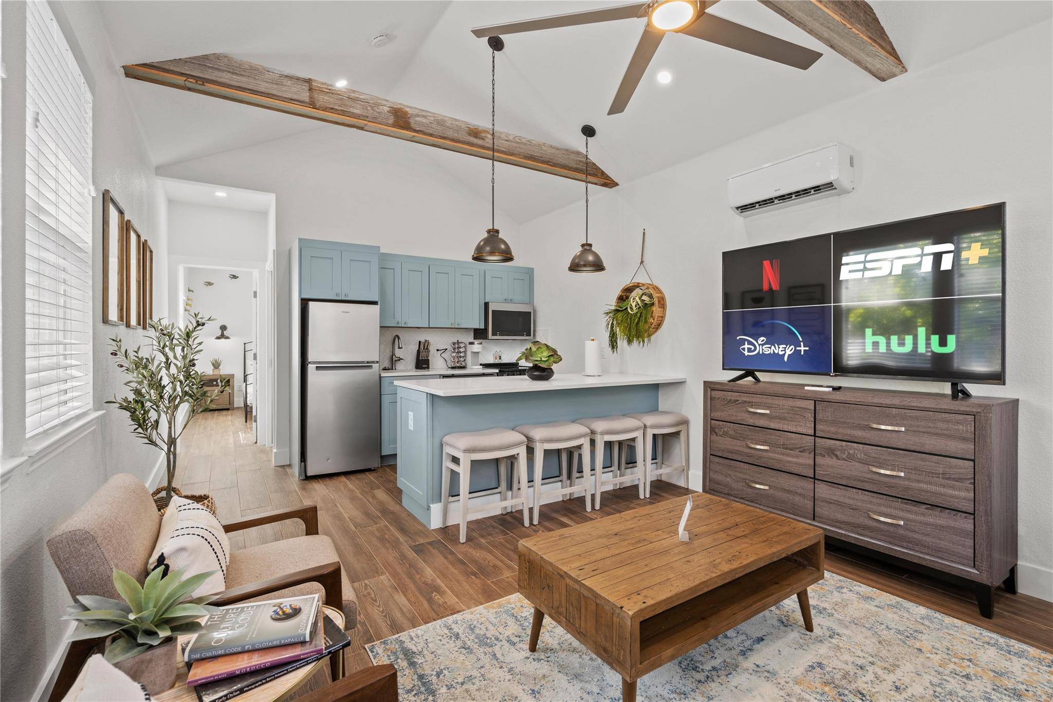 2106 Kenwood Ave #B, Austin, TX 78704