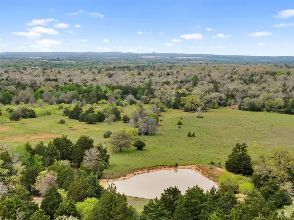 2003 County Road 332, Paige, TX 78659