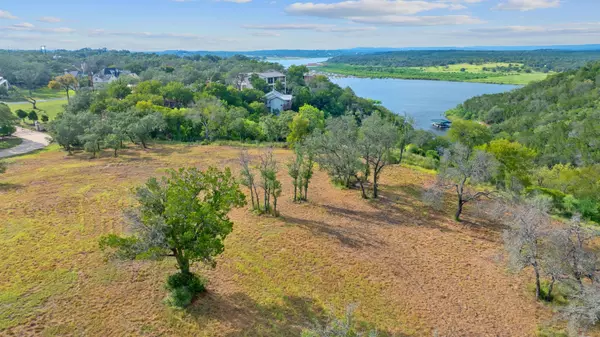 Spicewood, TX 78669,100 & 200 Contrails WAY