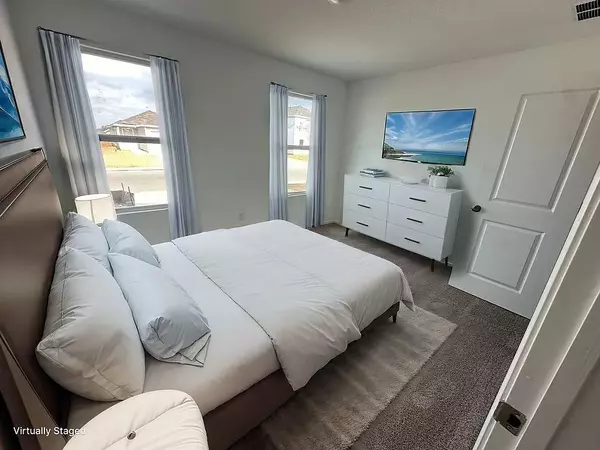 Elmendorf, TX 78112,6926 Biotite RDG