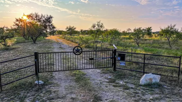 Lampasas, TX 76550,2562 County Road 2315