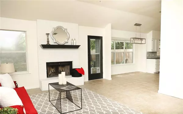1004 Garden View DR, Georgetown, TX 78628