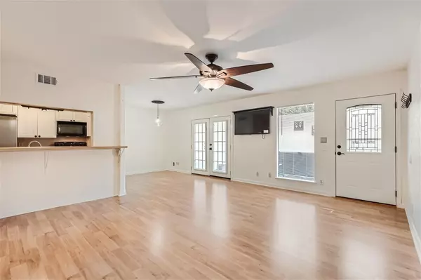 6718 Silvermine DR #1003, Austin, TX 78736