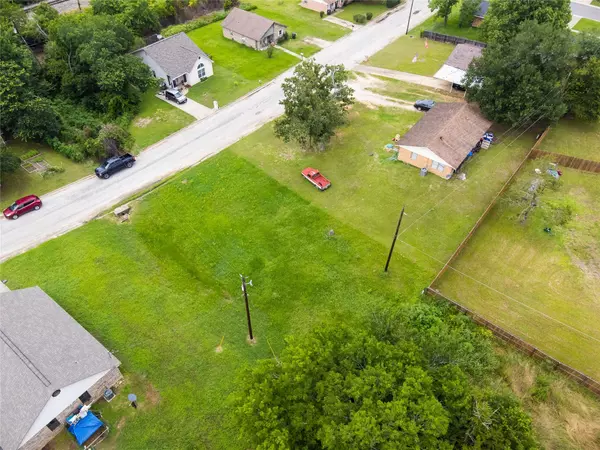 Caldwell, TX 77836,401 Kleb ST W