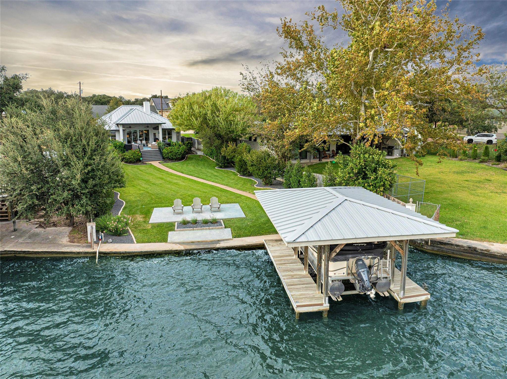 2840 Lakeview LN,  Granite Shoals,  TX 78654