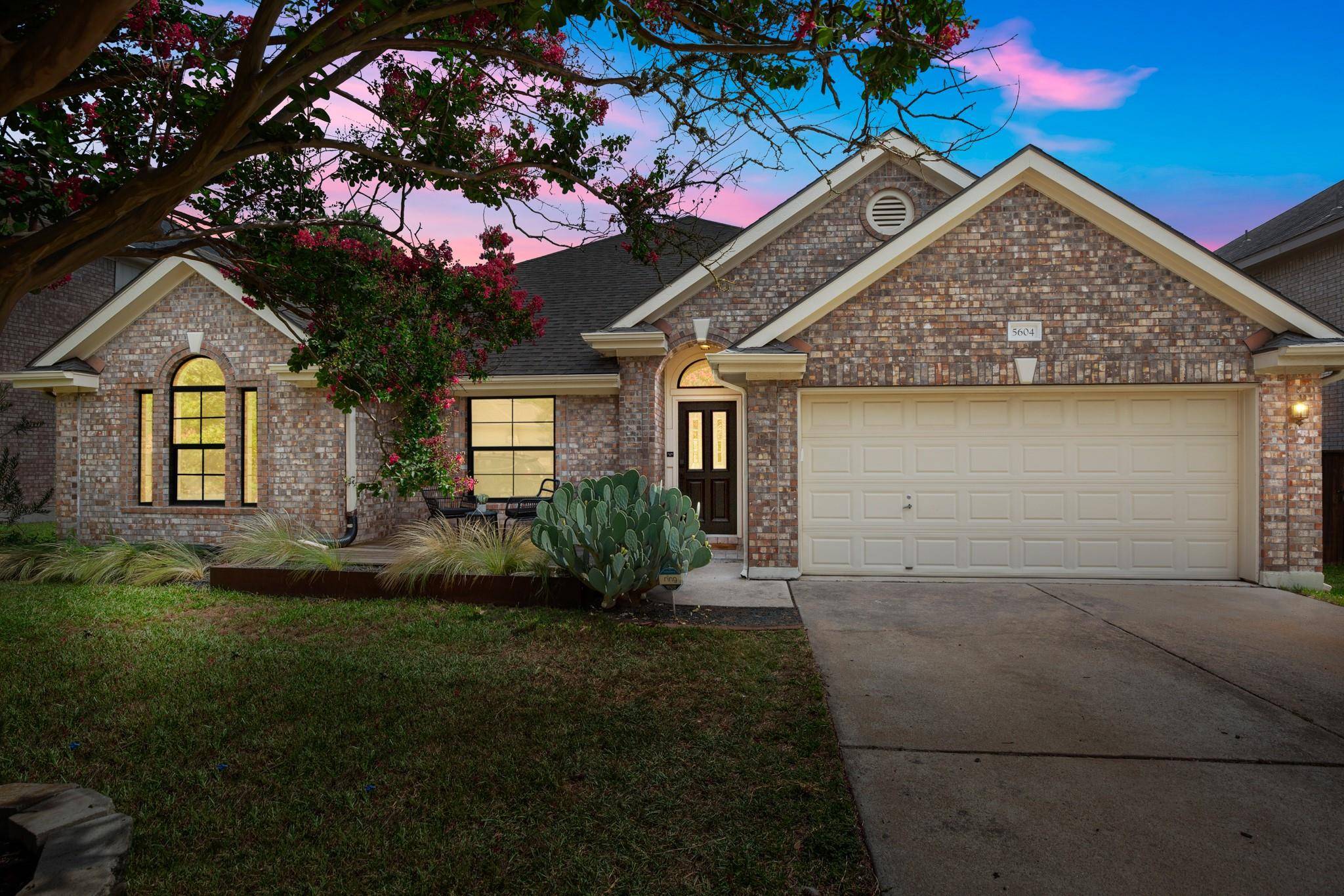 5604 Trelawney LN, Austin, TX 78739