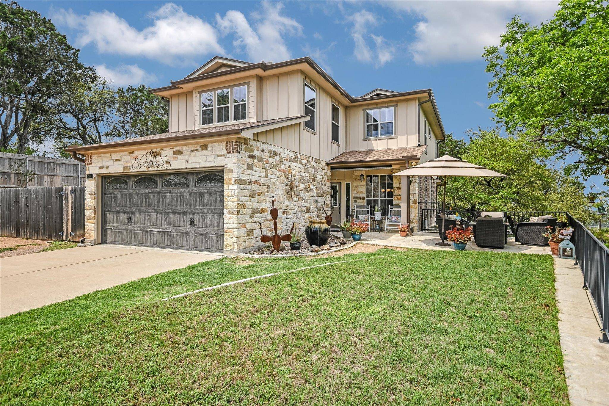 7404 Little Oak CIR, Lago Vista, TX 78645