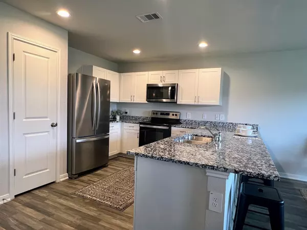 Huntsville, TX 77320,201 Crown Point DR