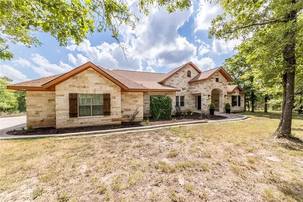 345 Arbors CIR, Elgin, TX 78621