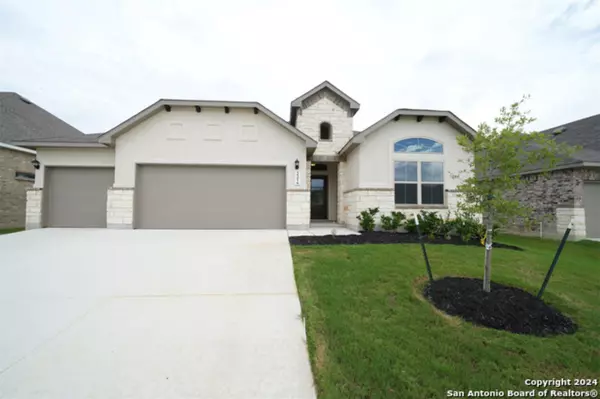 New Braunfels, TX 78132,2216 Meadow Way