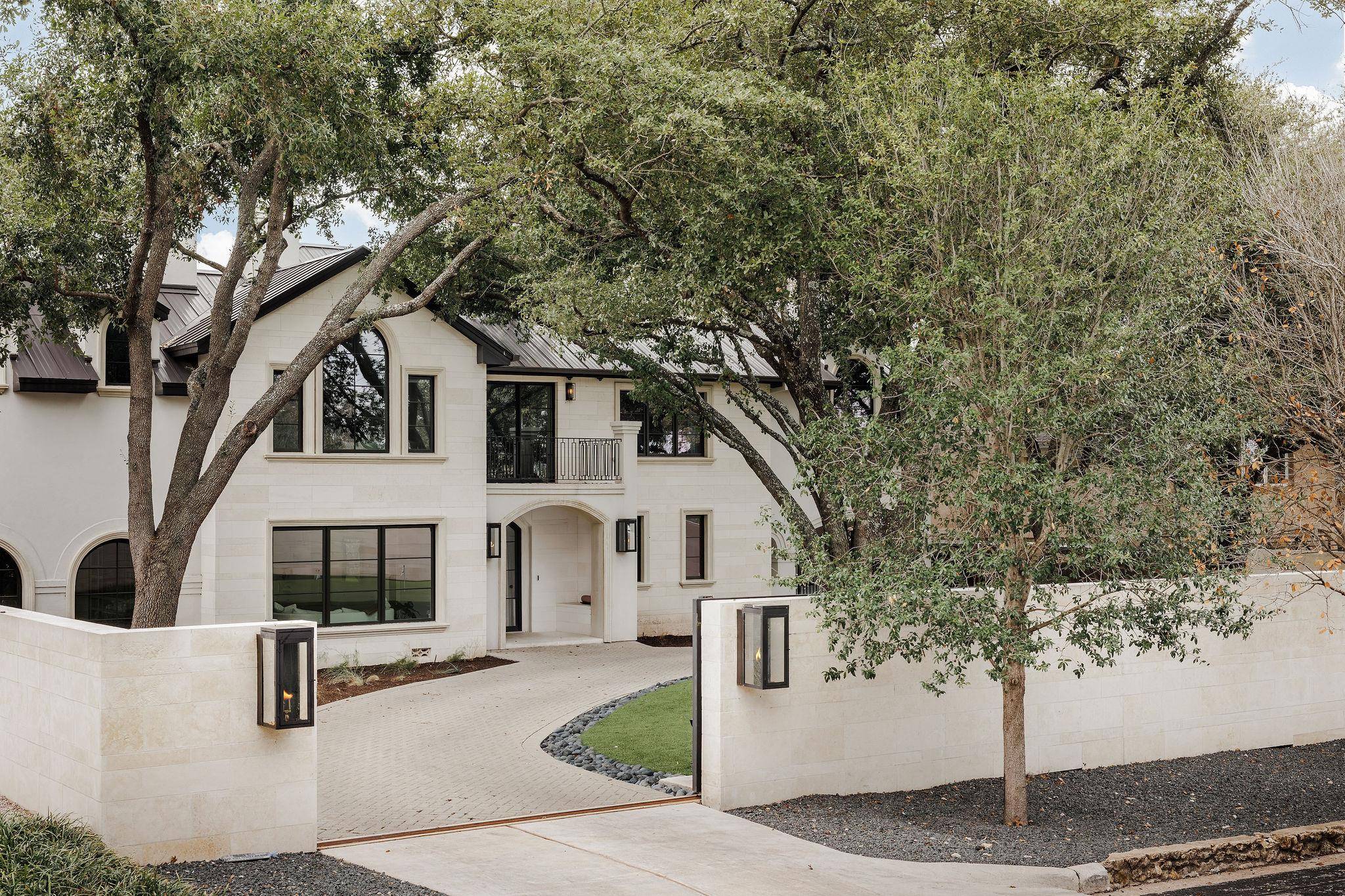 13 Niles RD, Austin, TX 78703