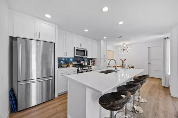 Austin, TX 78723,6306 Arnold DR #1