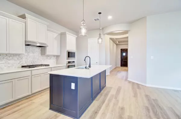 Buda, TX 78610,611 Durian LOOP