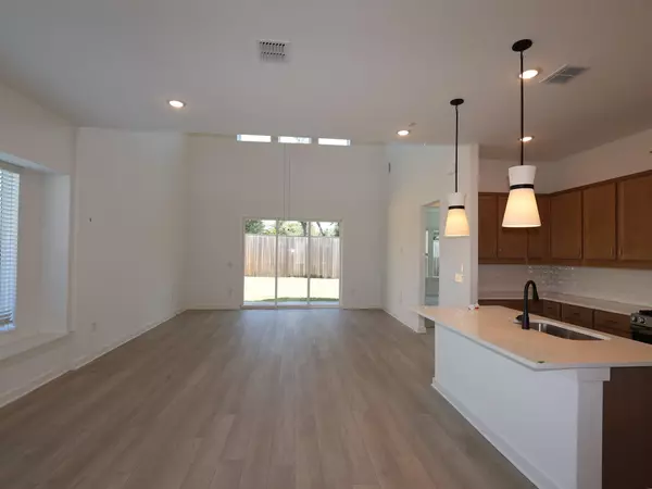 Leander, TX 78641,836 Beaverton DR