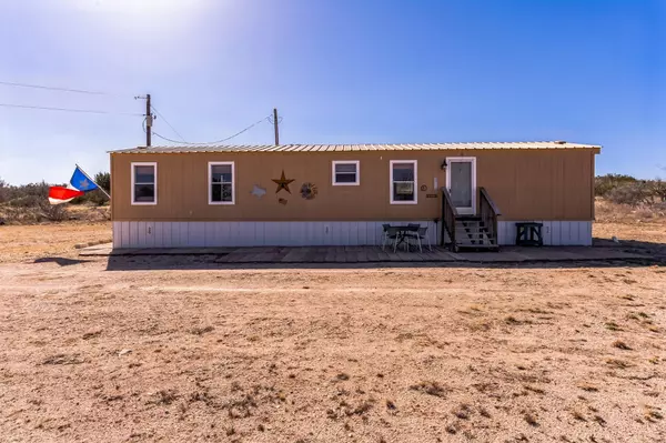 2560 Windmill RD, Sonora, TX 76943