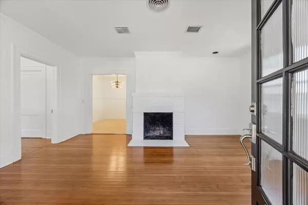 Austin, TX 78705,3300 Harris Park Ave
