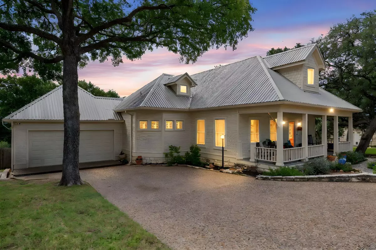 Marble Falls, TX 78654,407 Crestview DR