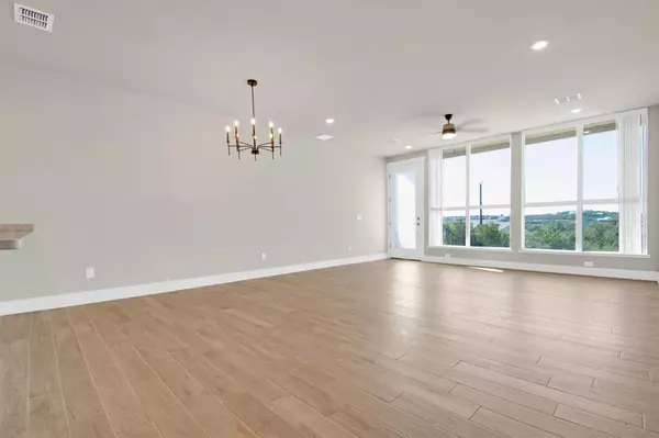 Dripping Springs, TX 78620,10115 Longhorn SKWY