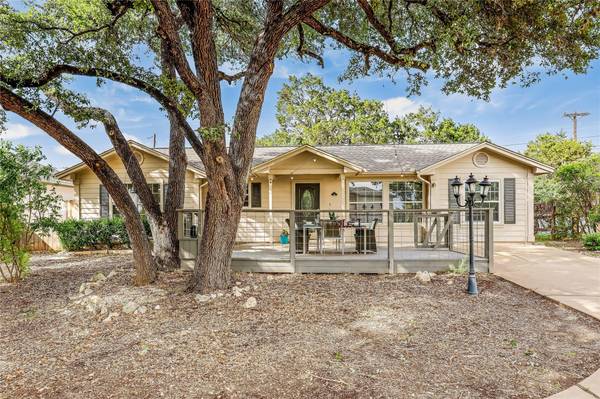 426 Summit Ridge DR N, Point Venture, TX 78645