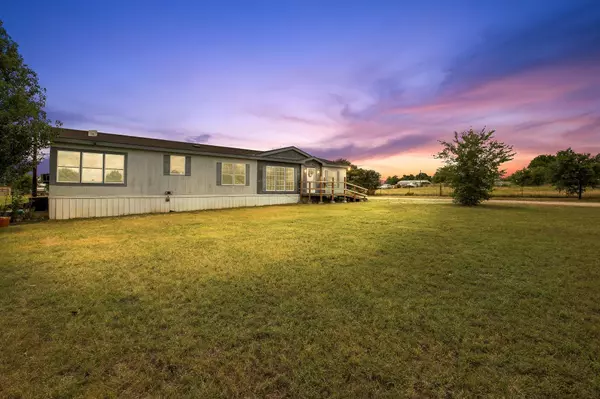 2760 County Road 223 RD, Florence, TX 76527