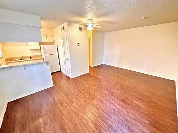 4204 Speedway #105, Austin, TX 78751