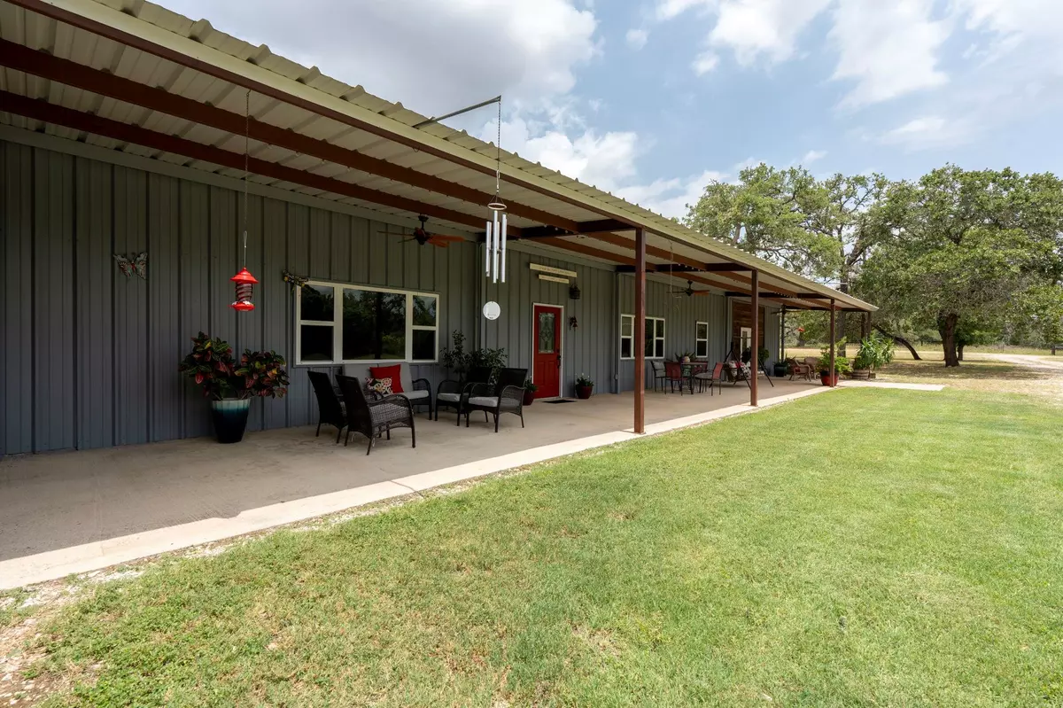 Stockdale, TX 78160,966 County Road 439 RD